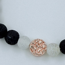 Load image into Gallery viewer, Armband Element Luft in weiss
